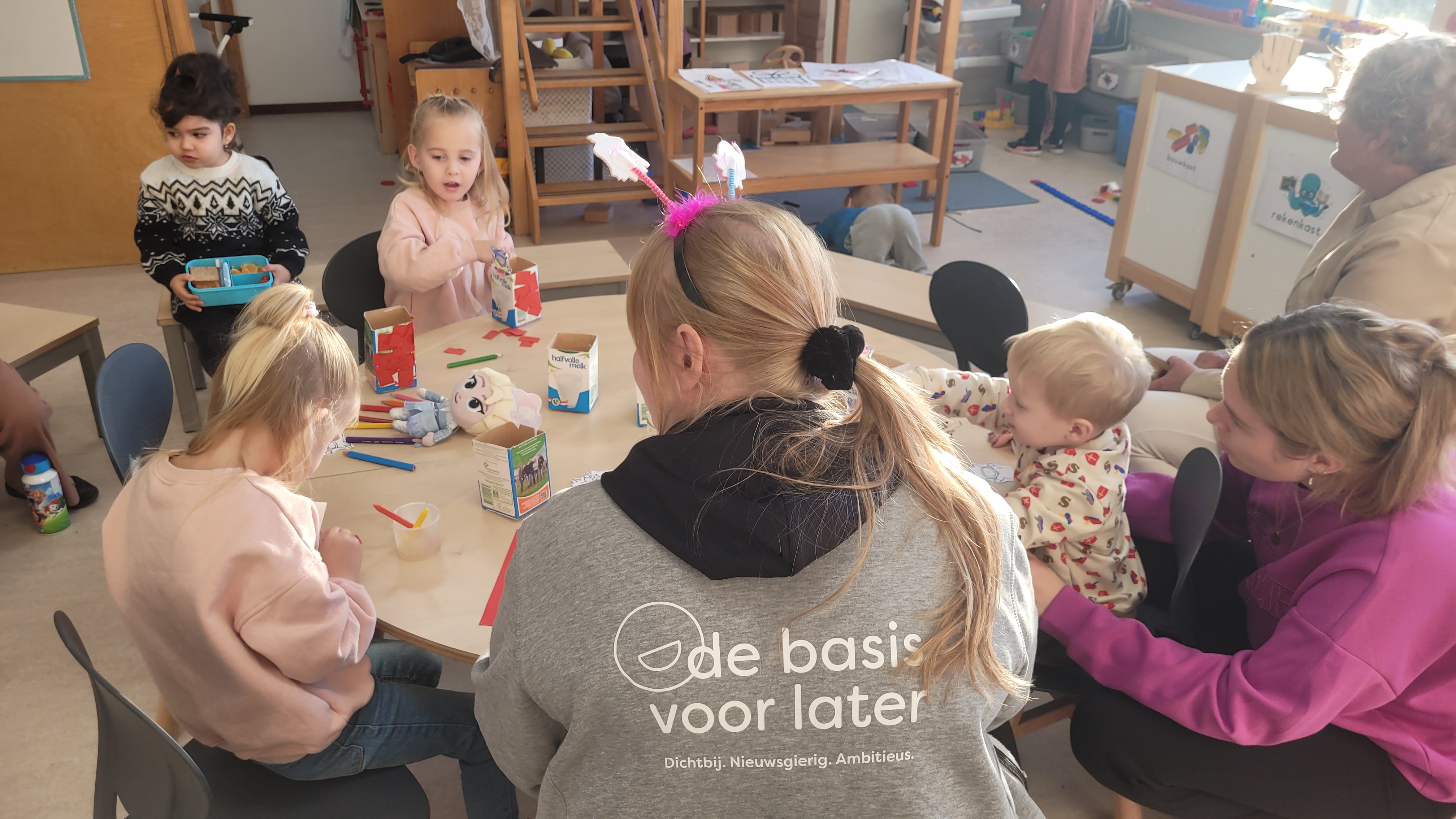 Pepernoten bakken groot succes! 