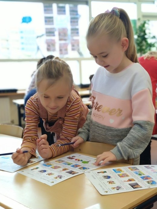 samen opdrachten maken